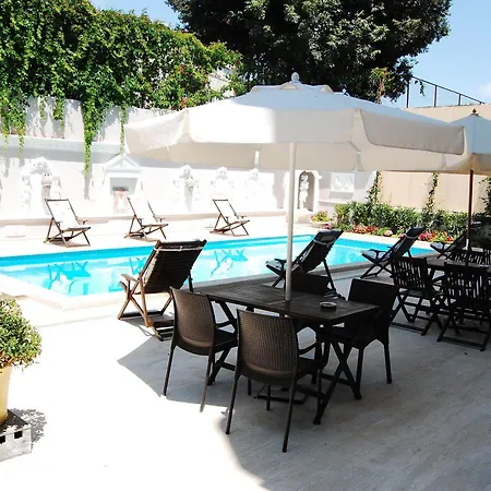 Otel Triana